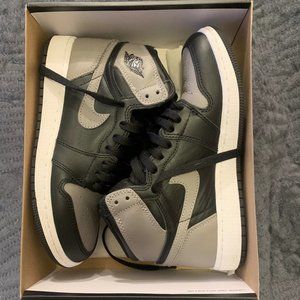 Jordan 1 Shadow high top. Size 4.5 Y